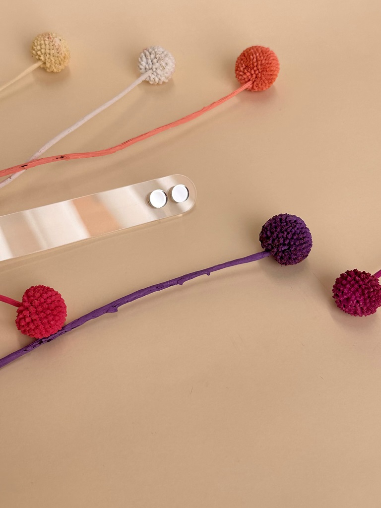 Nappikorvakorut "KONFETTI", 1 pari, hopea (peili) - Image 2